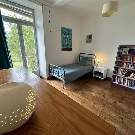 Au Fil Des Fleurs Ferienhaus *