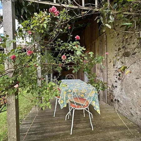 Au Fil Des Fleurs Сasa de vacaciones *