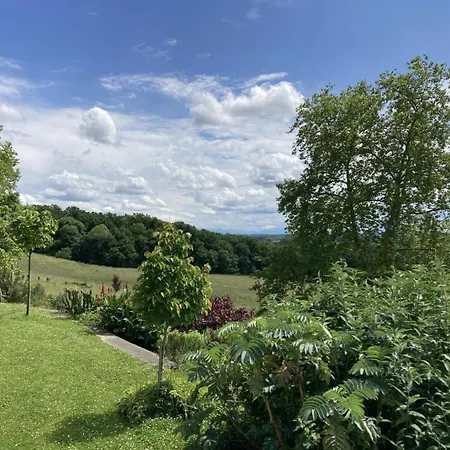 Ferienhaus Au Fil Des Fleurs